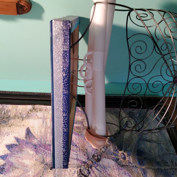 Flowers Basket on a Chair - Picture 5 of 7